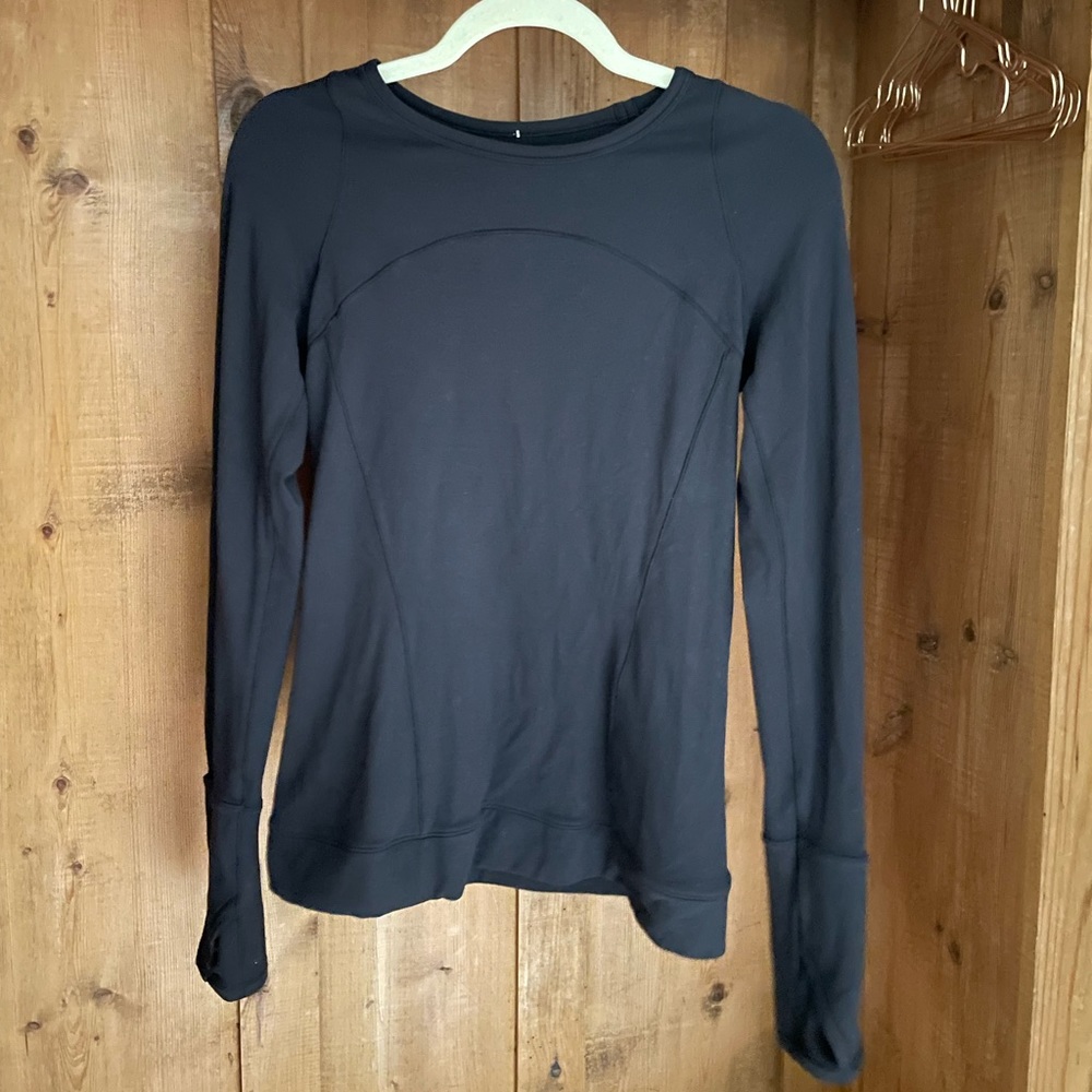Lululemon Black Long Sleeve Top
